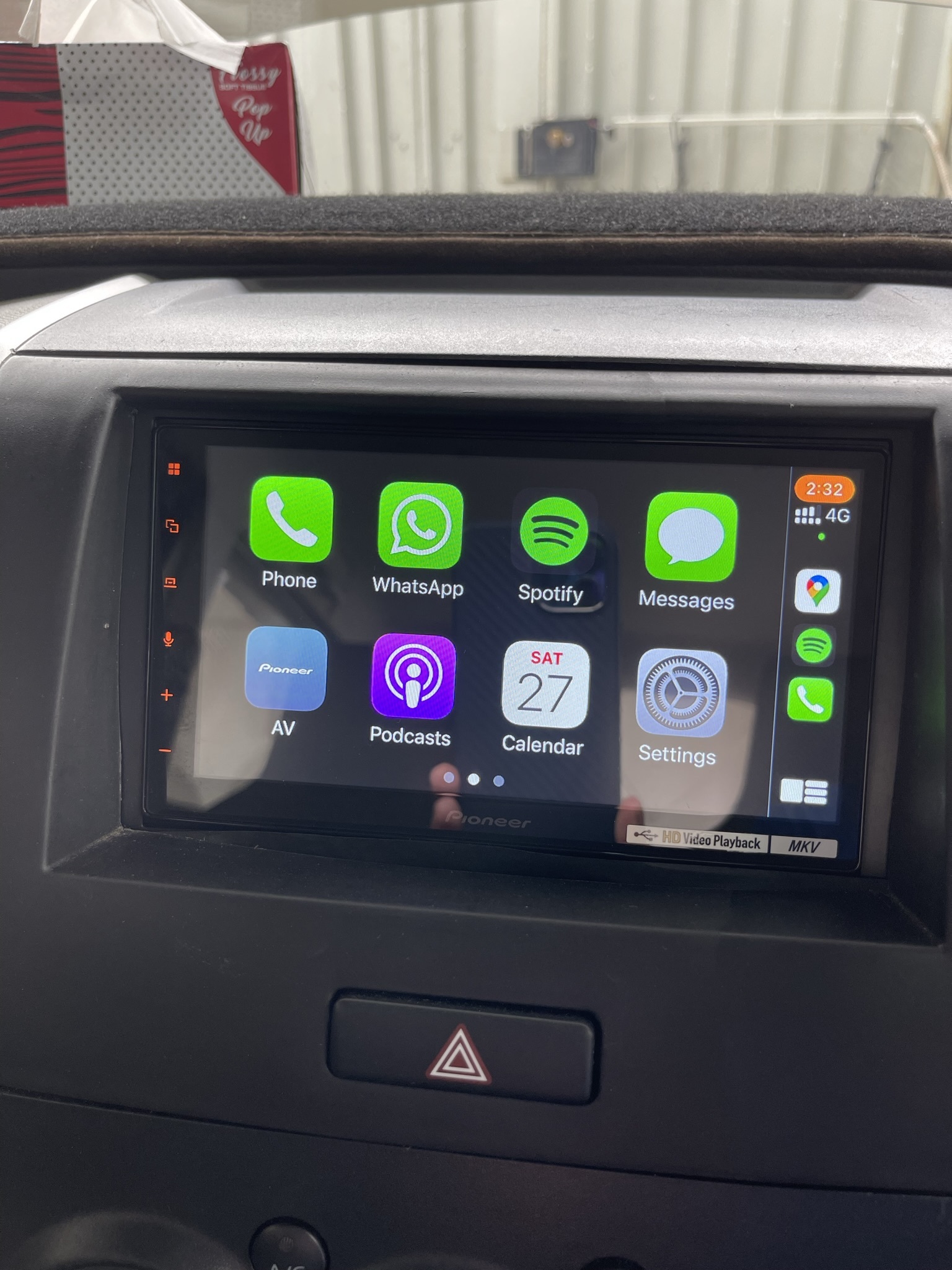 [SOLD] Pioneer DMHZ5350BT Head unit